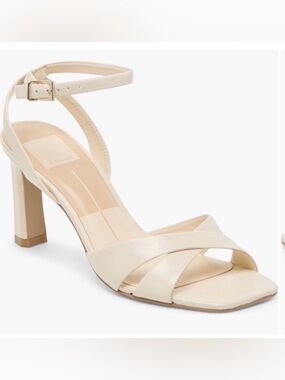 Dolce Vita Classic Ankle-Strap Block Heel Sandal in Cream